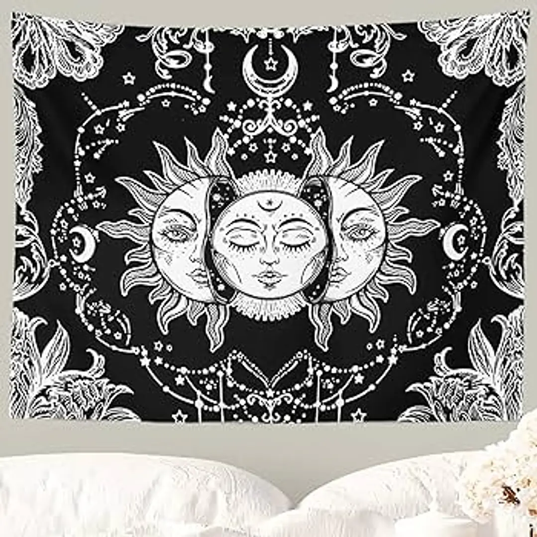Tapiz de sol y luna blanco y negro con detalles dorados 74cm x 96cm  1