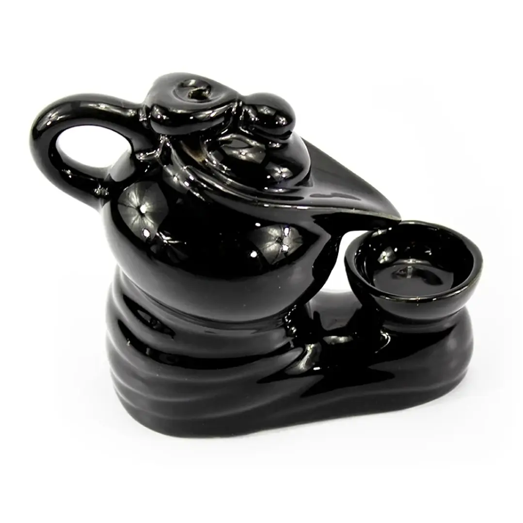 cascada de Humo de cerámica negra con diseño de tetera y taza  1