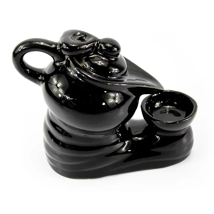 cascada de Humo de cerámica negra con diseño de tetera y taza  1