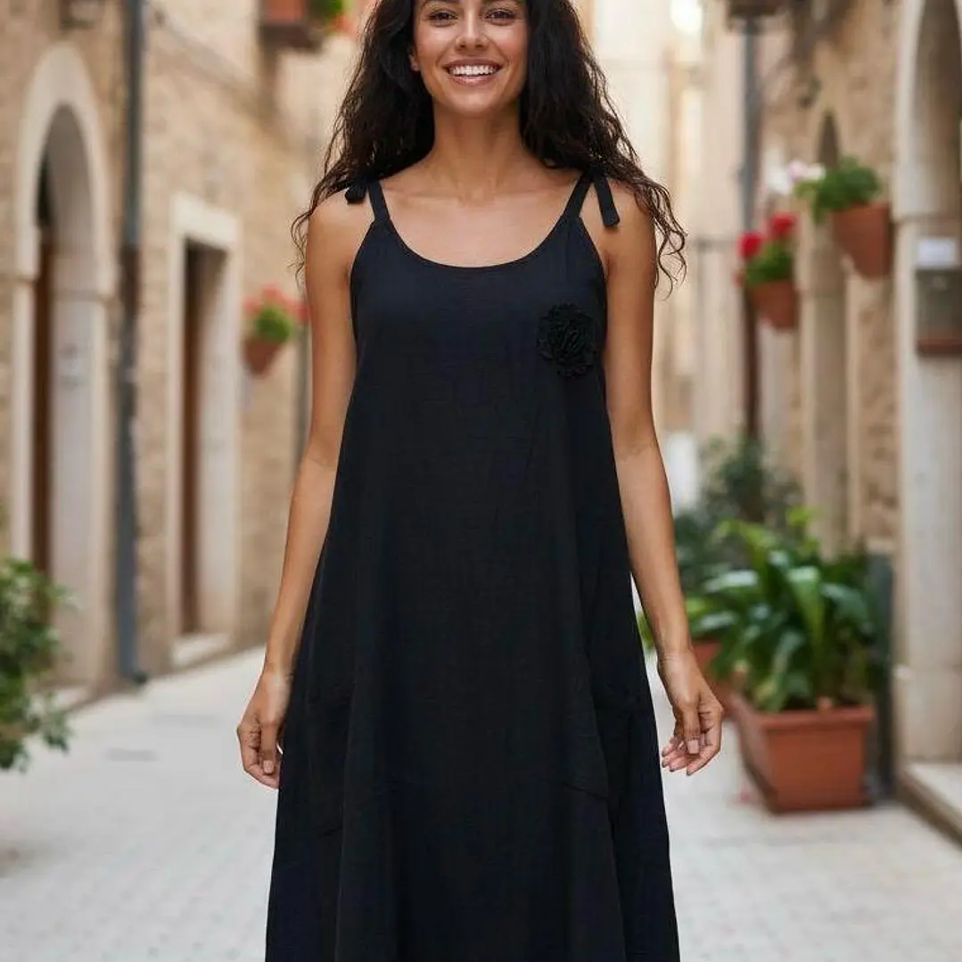 Vestido de Lino con Tirantes y Detalle Floral 7