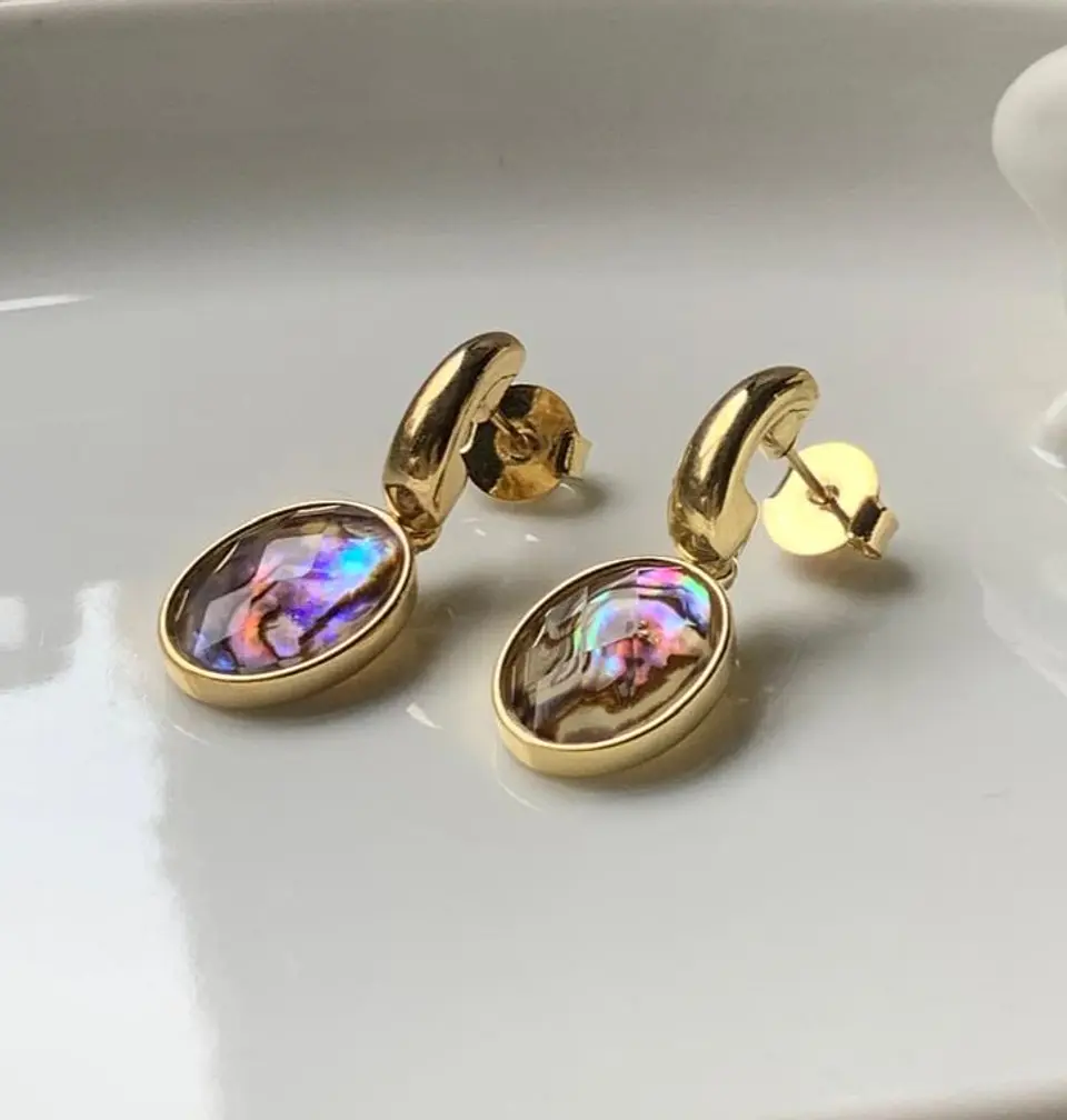 Aros bañado en oro con nácar de Abalón 1