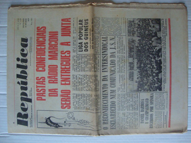Jornal República- 10 de Maio de 1974