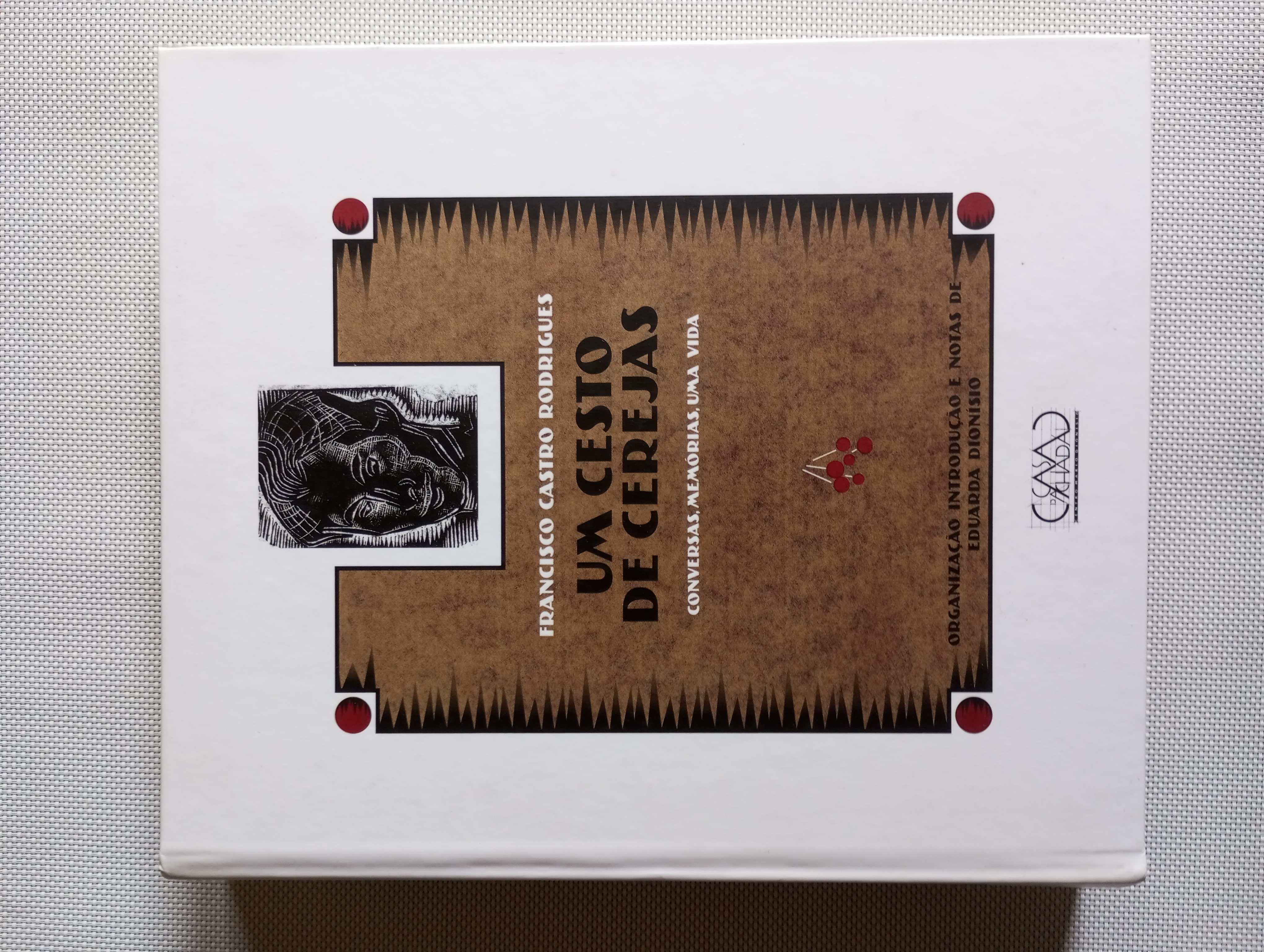 Um cesto de cerejas – Conversas, memórias, uma vida