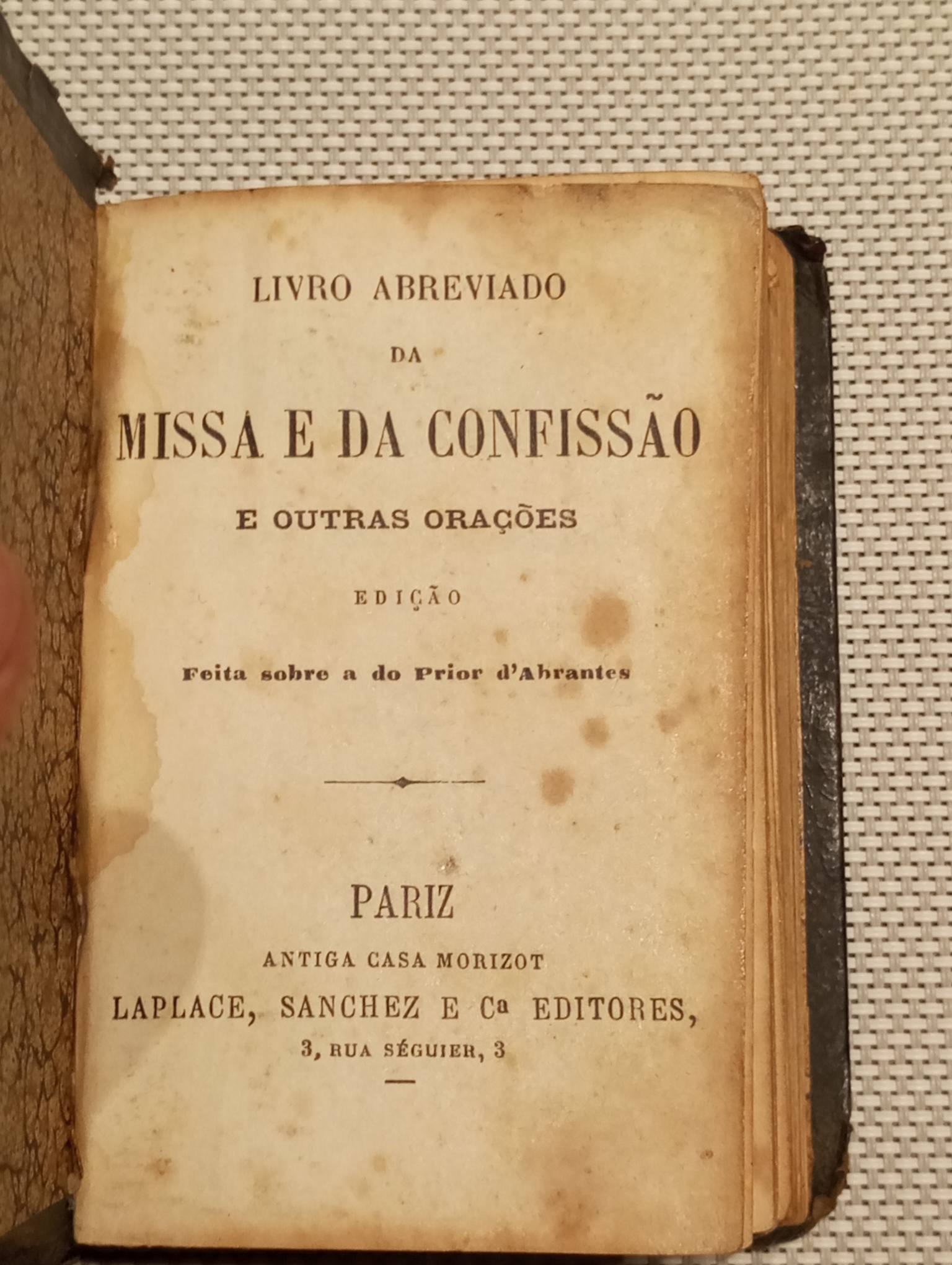 Livro abreviado da Missa e Confissão e outras Orações