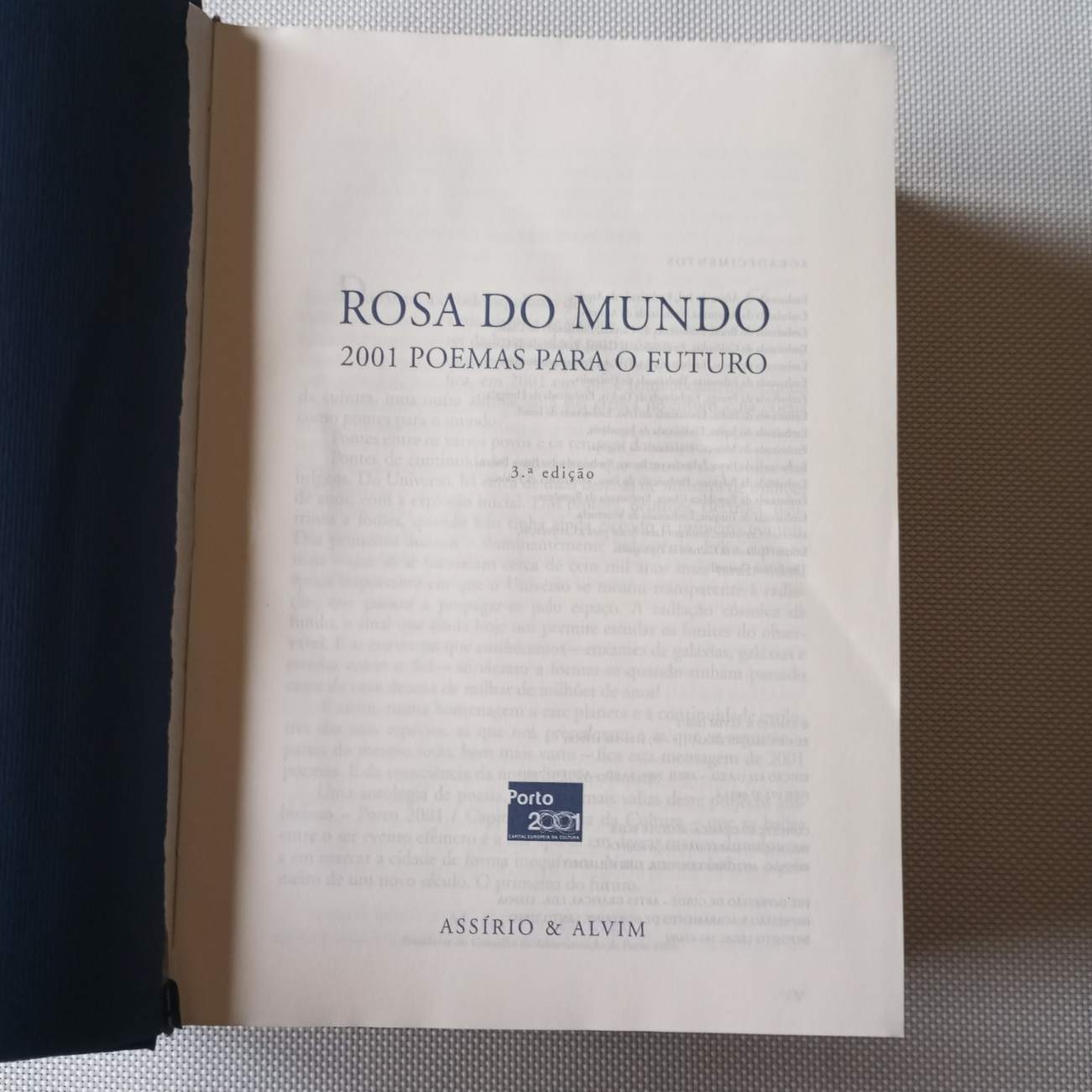Rosa do Mundo- 2001 poemas para o futuro