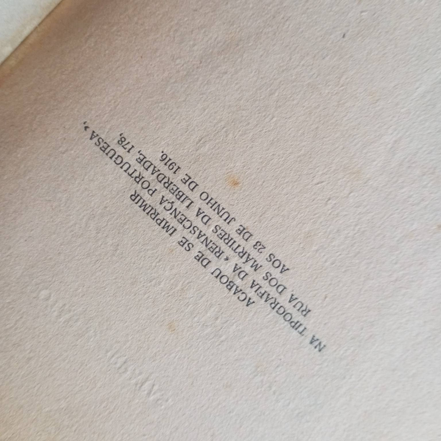 A beira num relâmpago