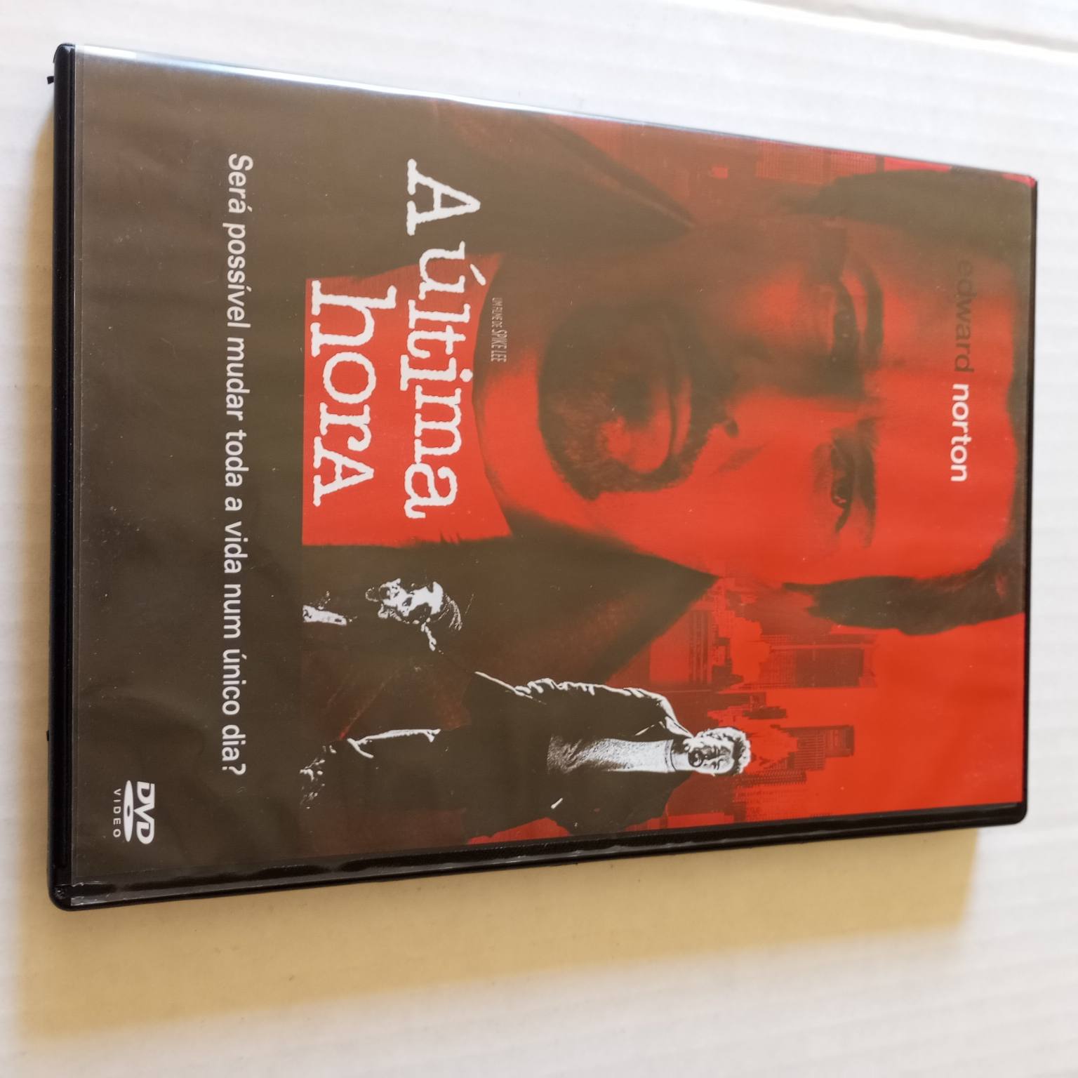 A última hora