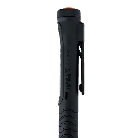 Linterna Delgada Ultra Ligera LED USB De Bolsillo