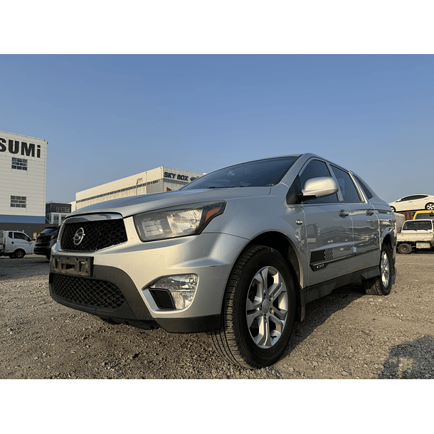 2014 KORANDO SPORTS - 4WD, REAR CAMARA 