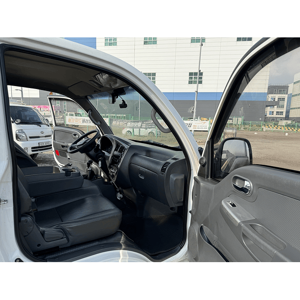 2018 KIA BONGO3 - 1.2 TON  11