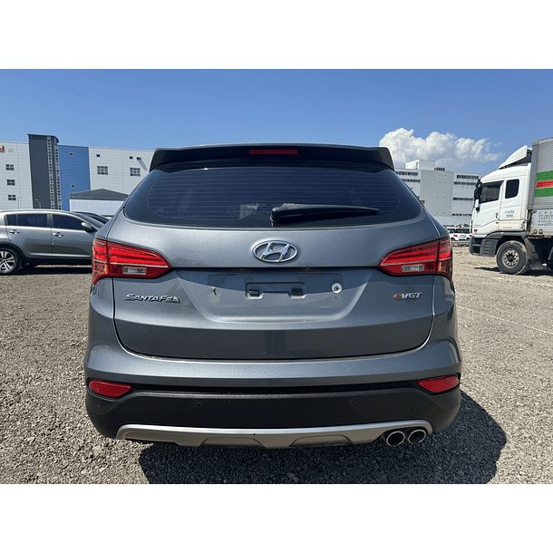 2014 HYUNDAI SANTAFE 4