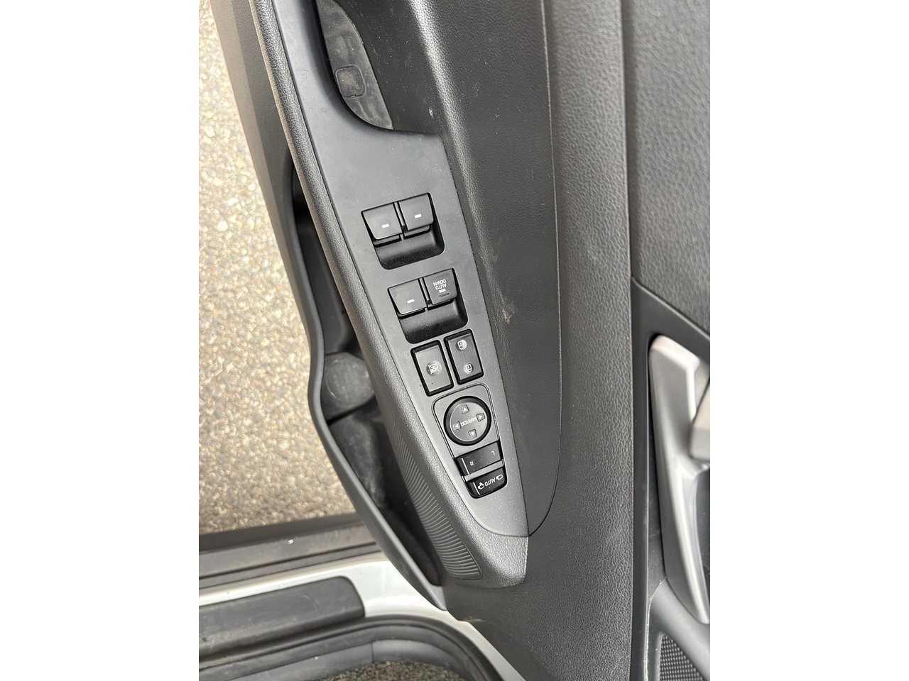 2018 Hyundai All New Tucson 1.7/2WD/S*KEY/R*CAM/NAVI 28