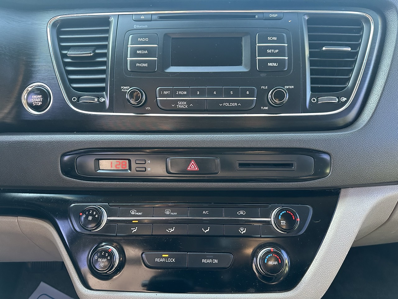 2016 Kia All New Carnival 9SEATS/R.CAM/NAV/S*KEY/AT.DOOR 21