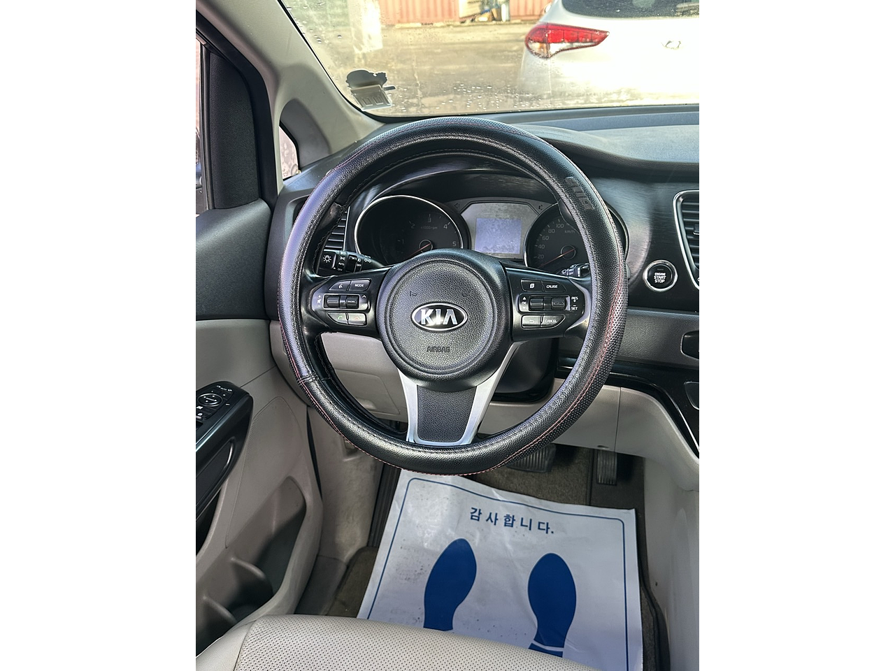 2016 Kia All New Carnival 9SEATS/R.CAM/NAV/S*KEY/AT.DOOR 31