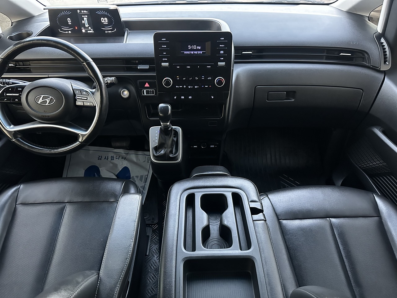 2022 Hyundai Staria 2.2 9SEAT/S*KEY/AT 23