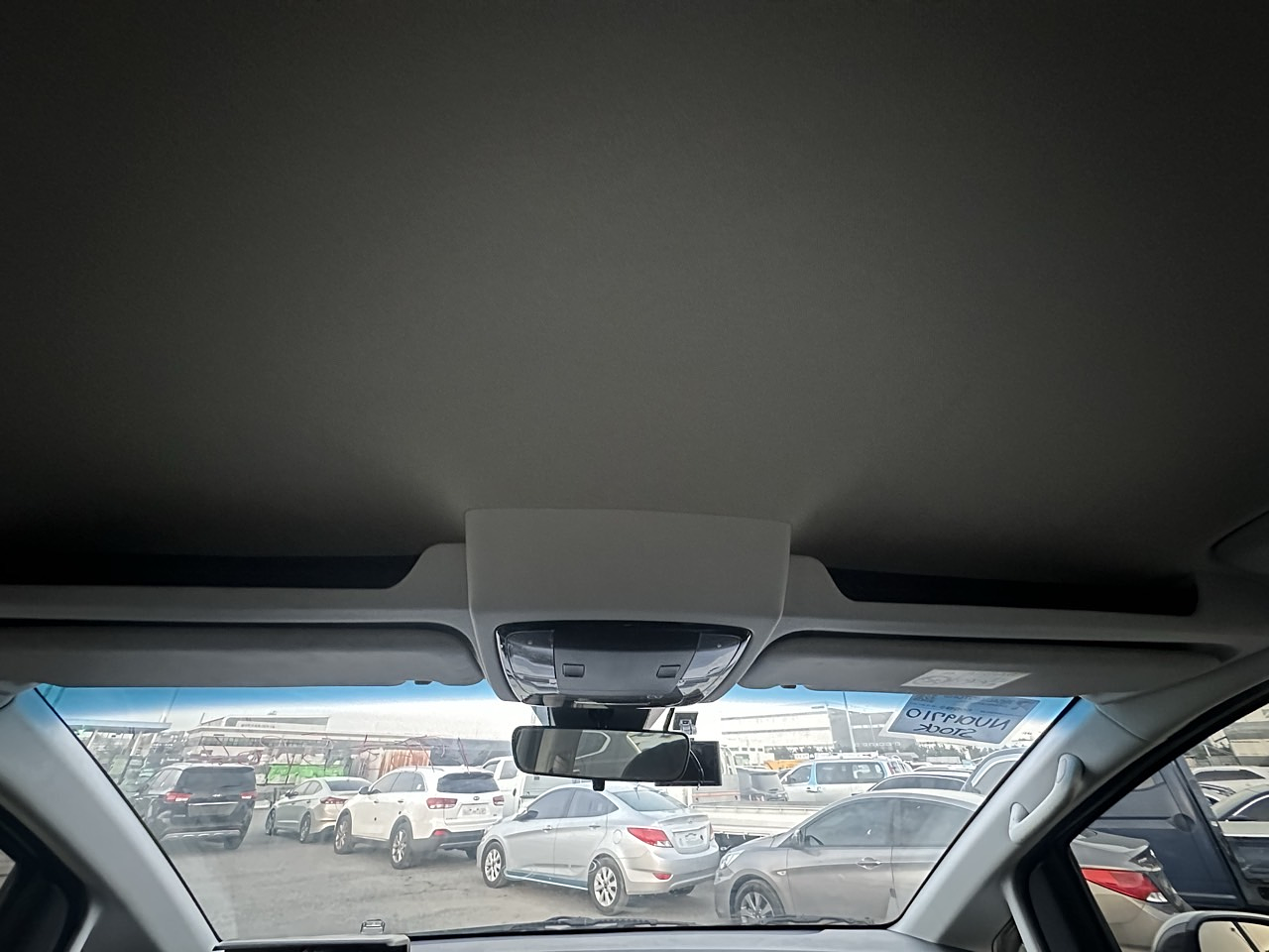 2022 Hyundai Staria 2.2 9SEAT/S*KEY/AT 32