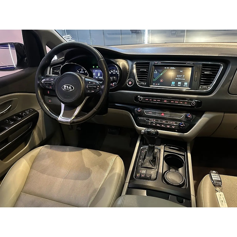 KIA ALL NEW CARNIVAL 2016 / 9 PASAJEROS / DIESEL / PUERTA ELECTRICA / SUNROOF 10