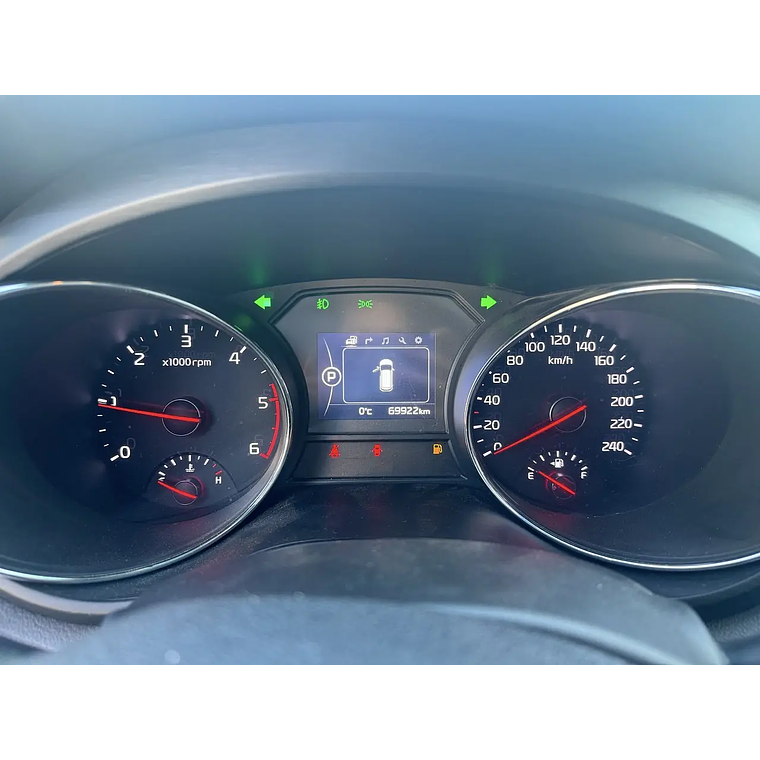 KIA ALL NEW CARNIVAL 2017 DOUBLE SUNROOF / PANTALLA / DIESEL / 9 PASAJEROS 9