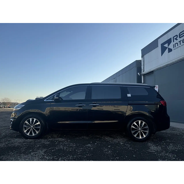 KIA ALL NEW CARNIVAL 2017 DOUBLE SUNROOF / PANTALLA / DIESEL / 9 PASAJEROS 6