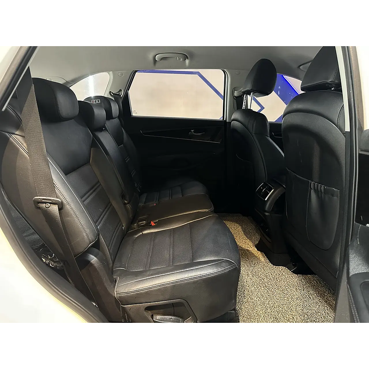 KIA SORENTO 2019 / CAMARA R / 7 PASAJEROS / 2.2 CC / 2WD / DIESEL 11