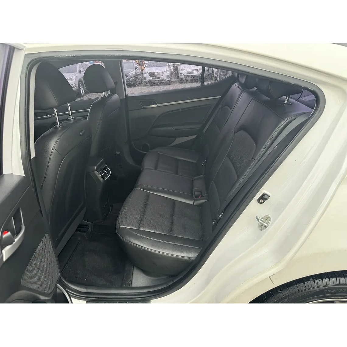 HYUNDAI AVANTE AD 2016 DIESEL 1,6VGT FULL EQUIPO 11