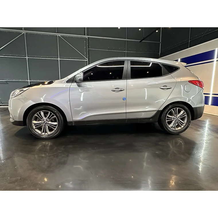 TUCSON 2014 / 4X2 / PANTALLA / AUTOMATICA / PANTALLA / DIESEL 4