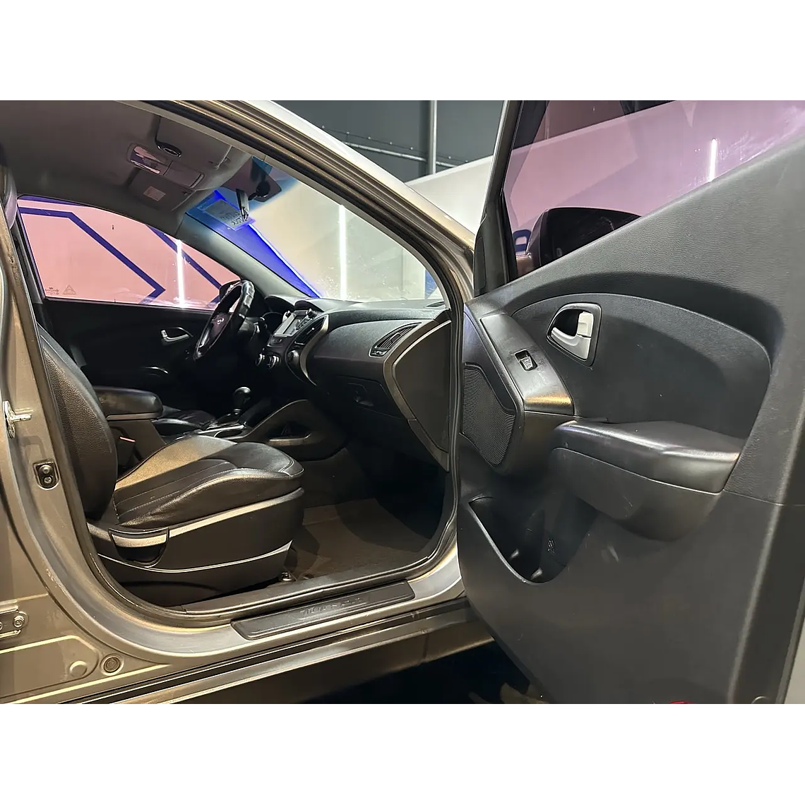 TUCSON 2014 / 4X2 / PANTALLA / AUTOMATICA / PANTALLA / DIESEL 9