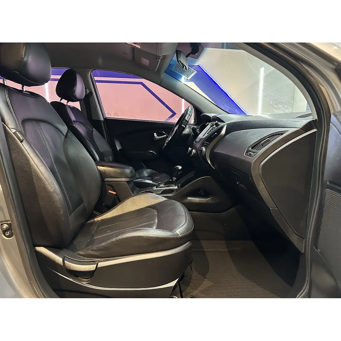 TUCSON 2014 / 4X2 / PANTALLA / AUTOMATICA / PANTALLA / DIESEL 13