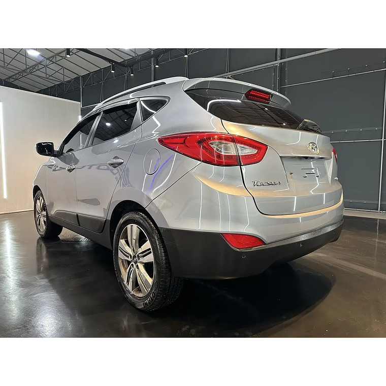 HYUNDAI TUCSON 2015 / AUTOMÁTICA / DIESEL / 2WD 2