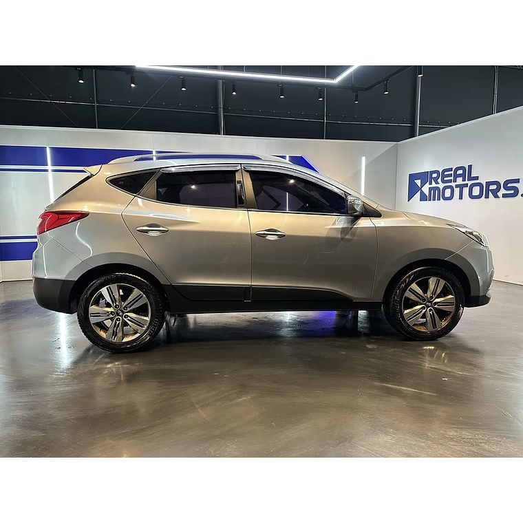 HYUNDAI TUCSON 2015 / AUTOMÁTICA / DIESEL / 2WD 6