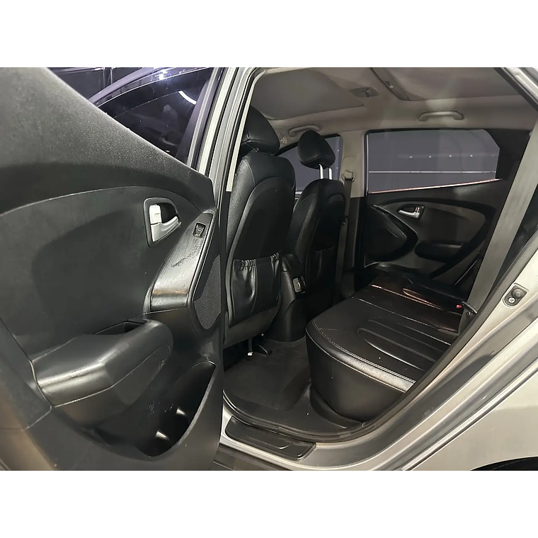 HYUNDAI TUCSON 2015 / AUTOMÁTICA / DIESEL / 2WD 12