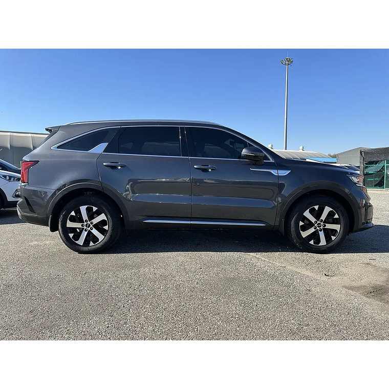 KIA SORENTO 2023 / 7PASAJEROS / CAMARA R / PANTALLA / SMART KEY 10