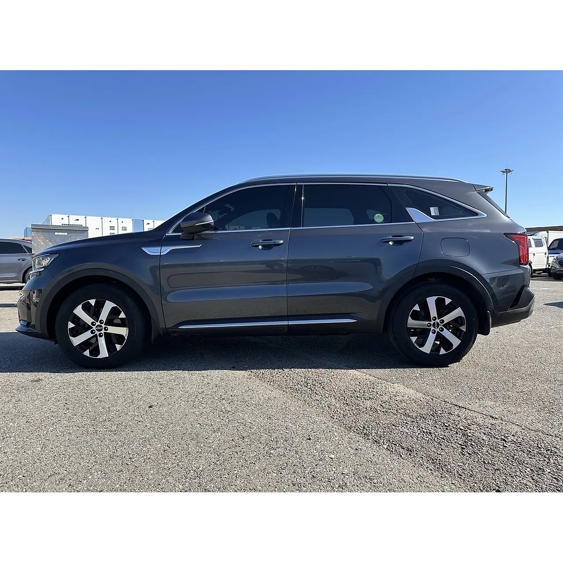 KIA SORENTO 2023 / 7PASAJEROS / CAMARA R / PANTALLA / SMART KEY 3