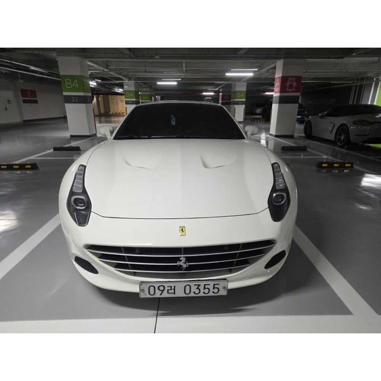 FERRARI CALIFORNIA T 3.9 V8 1