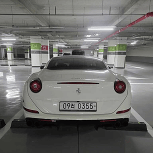 FERRARI CALIFORNIA T 3.9 V8