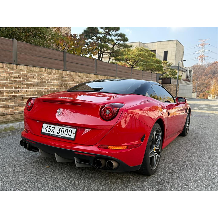FERRARI CALIFORNIA T 3.9 V8 ROJO 2