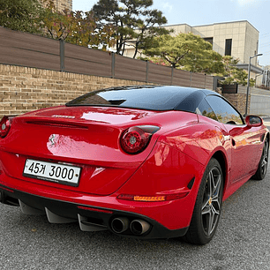FERRARI CALIFORNIA T 3.9 V8 ROJO