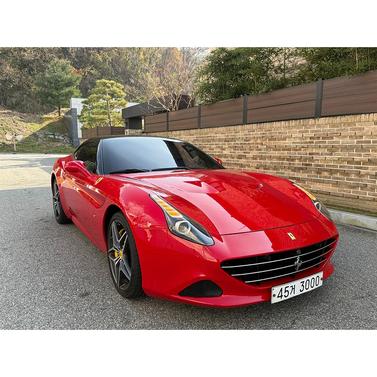 FERRARI CALIFORNIA T 3.9 V8 ROJO 3