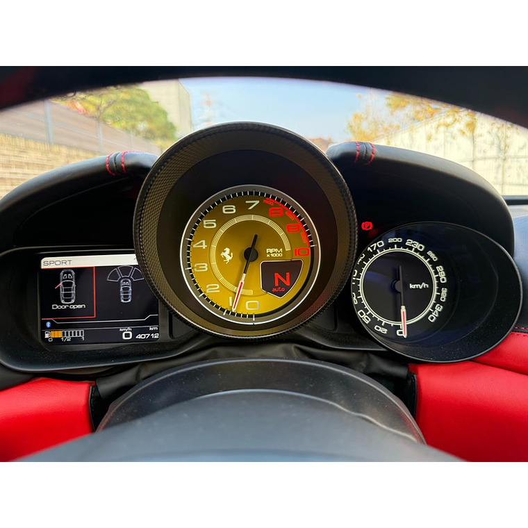 FERRARI CALIFORNIA T 3.9 V8 ROJO 9