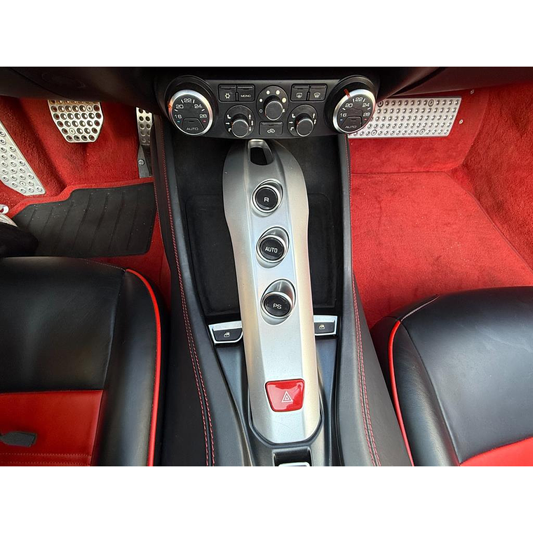 FERRARI CALIFORNIA T 3.9 V8 ROJO 12