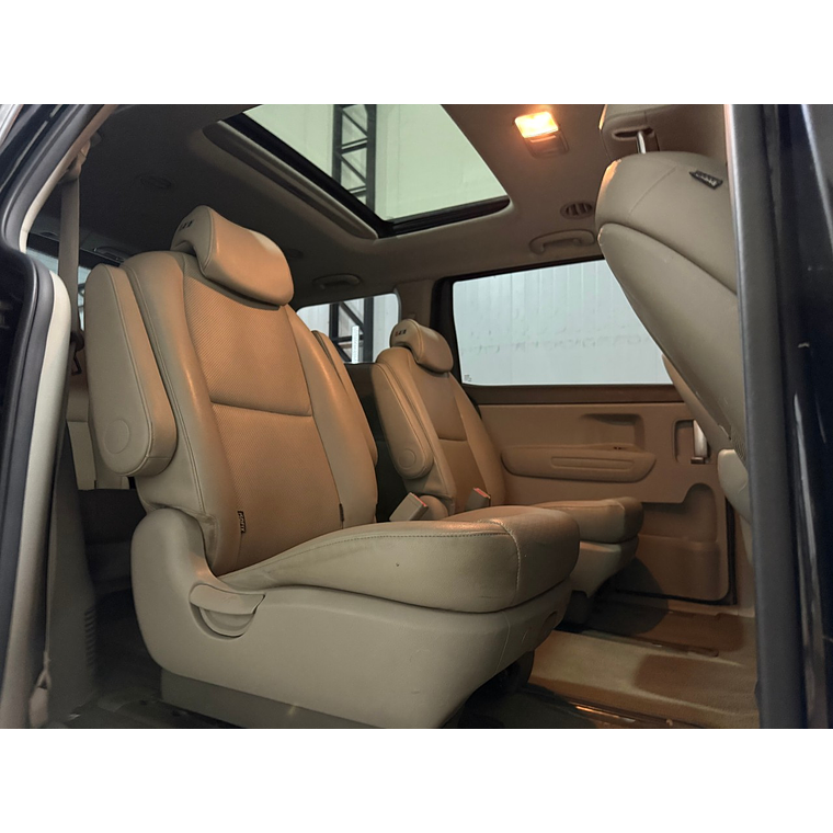 KIA ALL NEW CARNIVAL 2017 DOUBLE SUNROOF / PANTALLA / DIESEL / 9 PASAJEROS 14