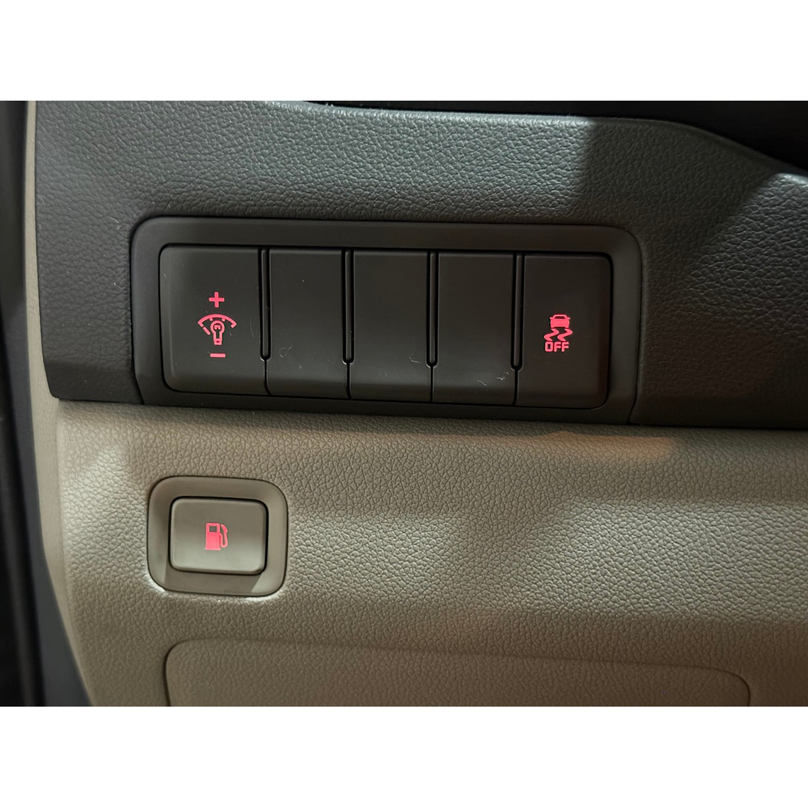 KIA ALL NEW CARNIVAL 2017 DOUBLE SUNROOF / PANTALLA / DIESEL / 9 PASAJEROS 16