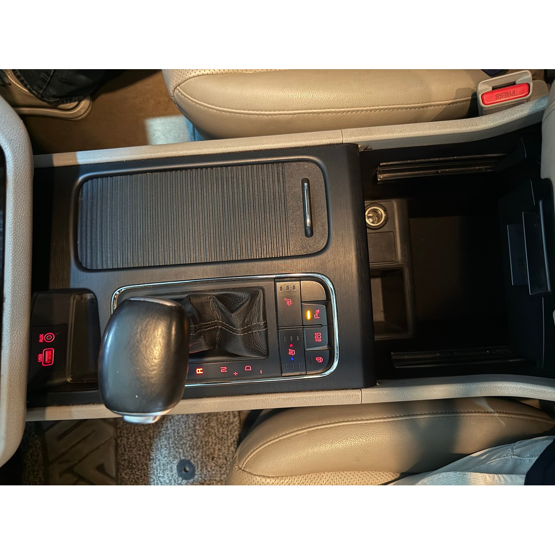 KIA ALL NEW CARNIVAL 2017 DOUBLE SUNROOF / PANTALLA / DIESEL / 9 PASAJEROS 19