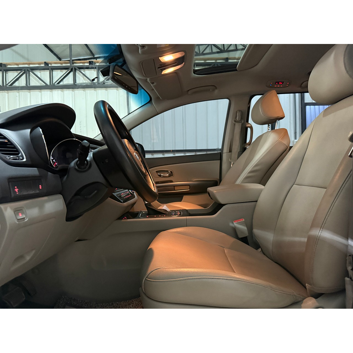 KIA ALL NEW CARNIVAL 2017 DOUBLE SUNROOF / PANTALLA / DIESEL / 9 PASAJEROS 20