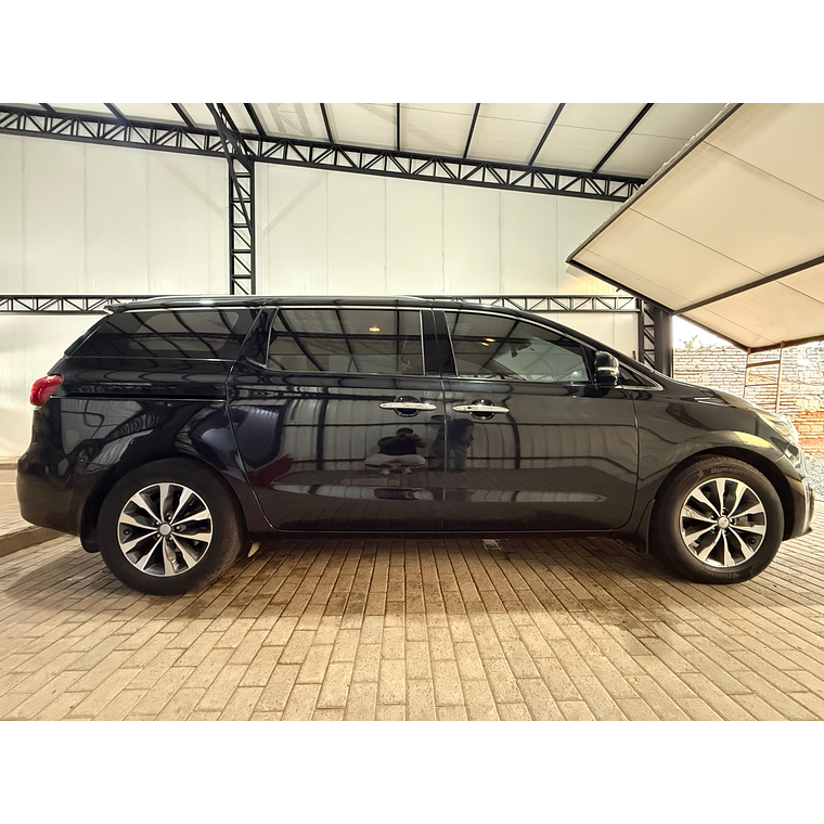 KIA ALL NEW CARNIVAL 2017 DOUBLE SUNROOF / PANTALLA / DIESEL / 9 PASAJEROS 8