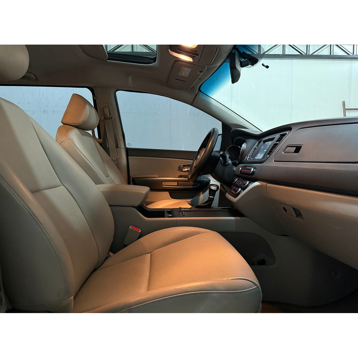 KIA ALL NEW CARNIVAL 2017 DOUBLE SUNROOF / PANTALLA / DIESEL / 9 PASAJEROS 23