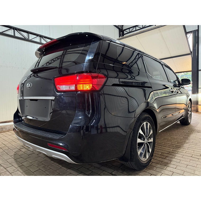 KIA ALL NEW CARNIVAL 2017 DOUBLE SUNROOF / PANTALLA / DIESEL / 9 PASAJEROS 9