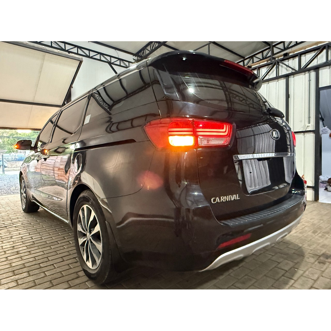 KIA ALL NEW CARNIVAL 2017 DOUBLE SUNROOF / PANTALLA / DIESEL / 9 PASAJEROS 10