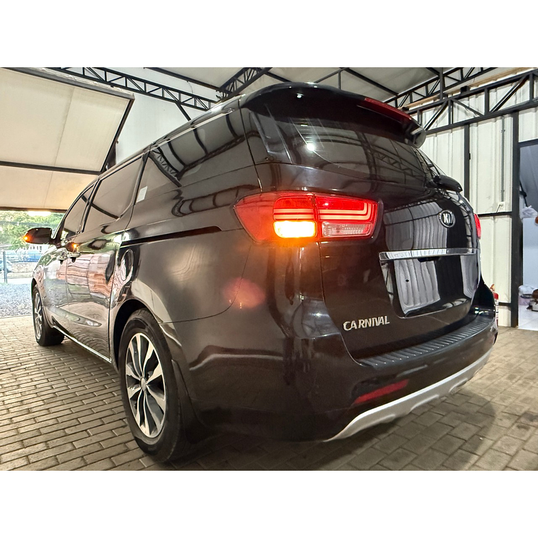 KIA ALL NEW CARNIVAL 2017 DOUBLE SUNROOF / PANTALLA / DIESEL / 9 PASAJEROS 10