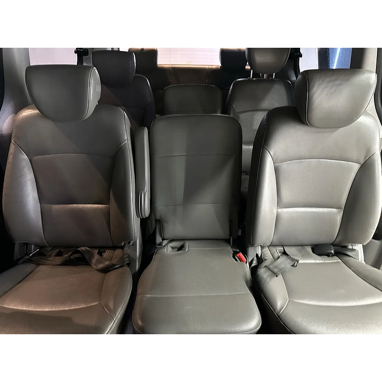 HYUNDAI STAREX 2017 / DIESEL / 2.5 CC / 12 PASAJEROS 12